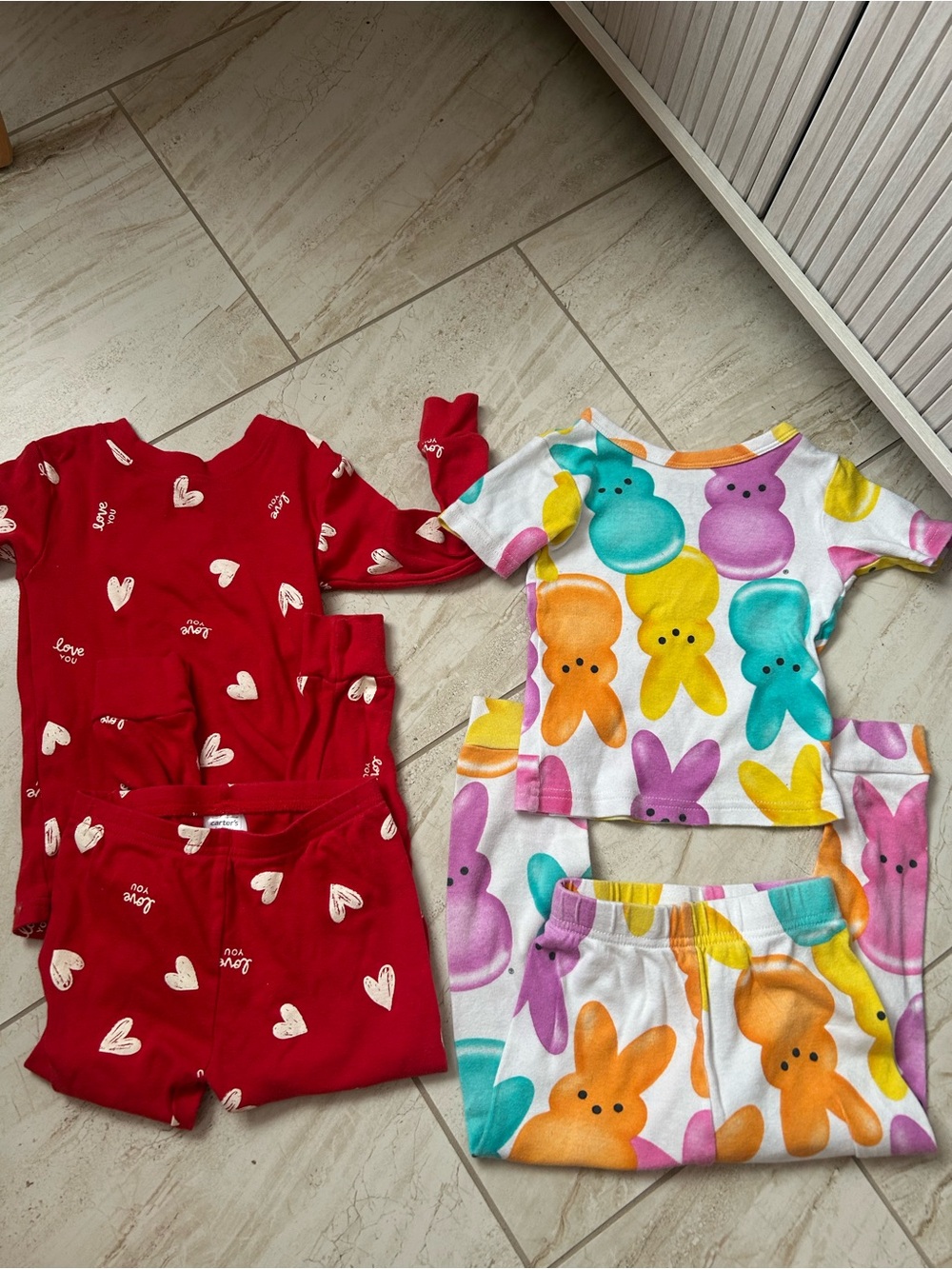 Bundle of 2 3T holiday pjs- Valtines and Peeps